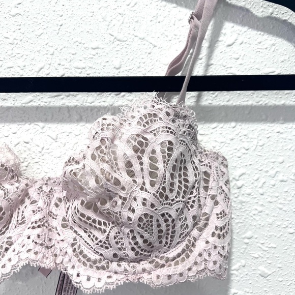 Victoria's Secret underwire balconette Delicate Lace Bra in Soft Pink 32D - Picture 10 of 10